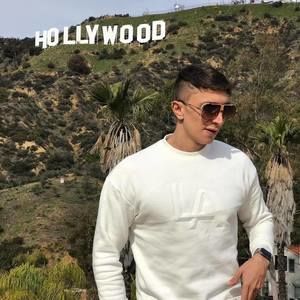 Meet your Posher, Jhonatan